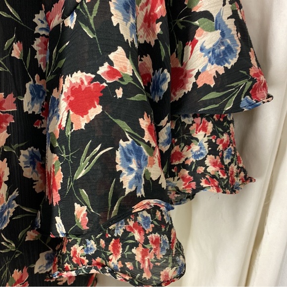 Chaps 1x Bell Sleeve Floral Tunic Top - Picture 4 of 8